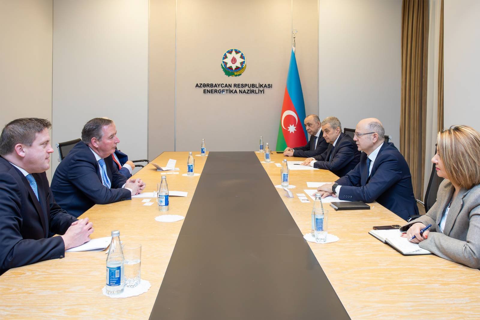 İrlandiya şirkətləri Azərbaycanda "yaşıl enerji" layihələrinə investisiya yatırmağa dəvət olunub