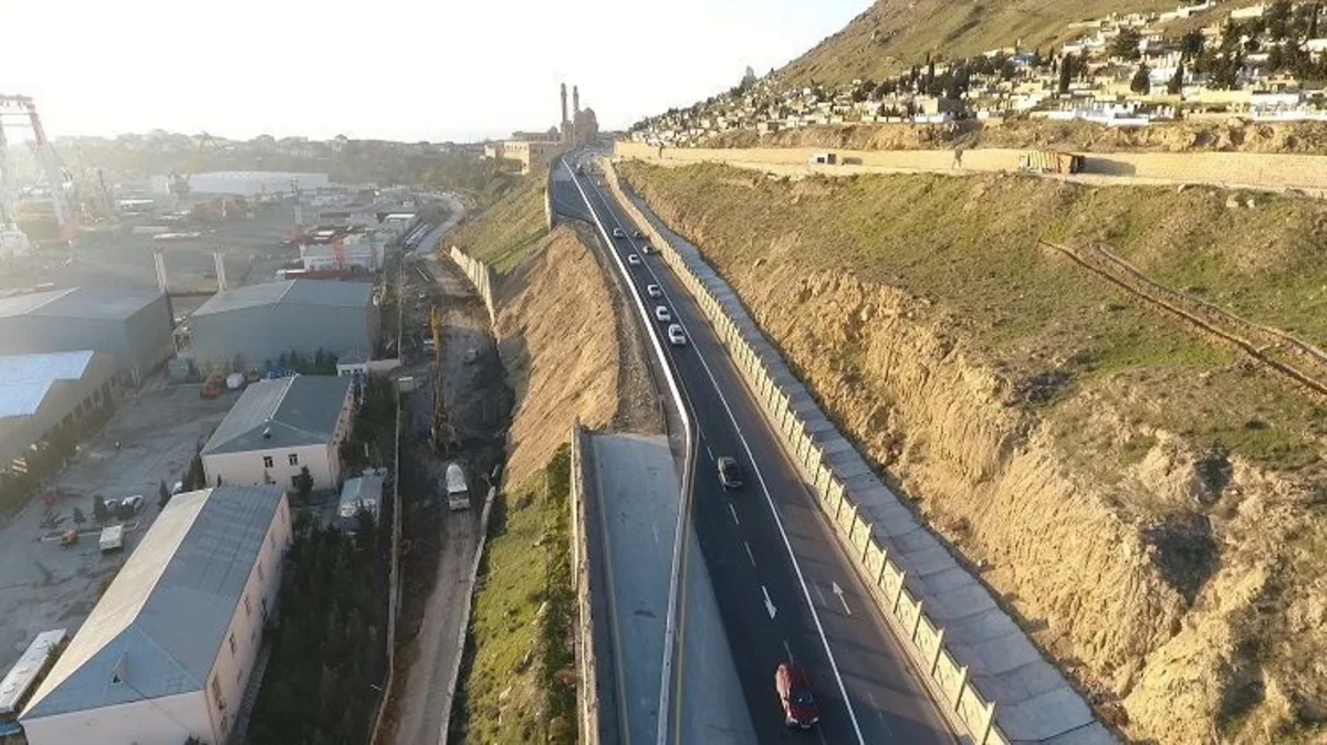 Bakının 4 rayonunda sel və daşqınların təhlükəsizliyi ilə əlaqədər istinad divarları tikiləcək