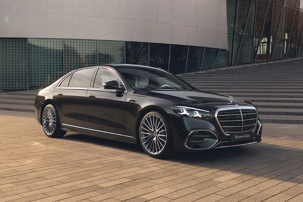 "Mercedes-Benz"in qazancı kəskin azaldı