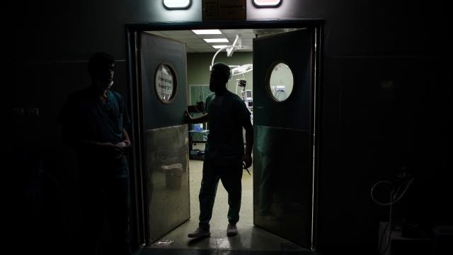 Qəzzada səhiyyə sistemi böhran içindədir: laboratoriya təchizatının 86%-i tükənib