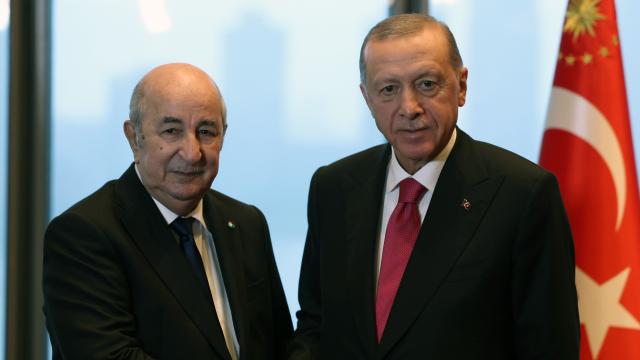 Əlcəzair Prezidenti Türkiyəyə rəsmi səfər edəcək