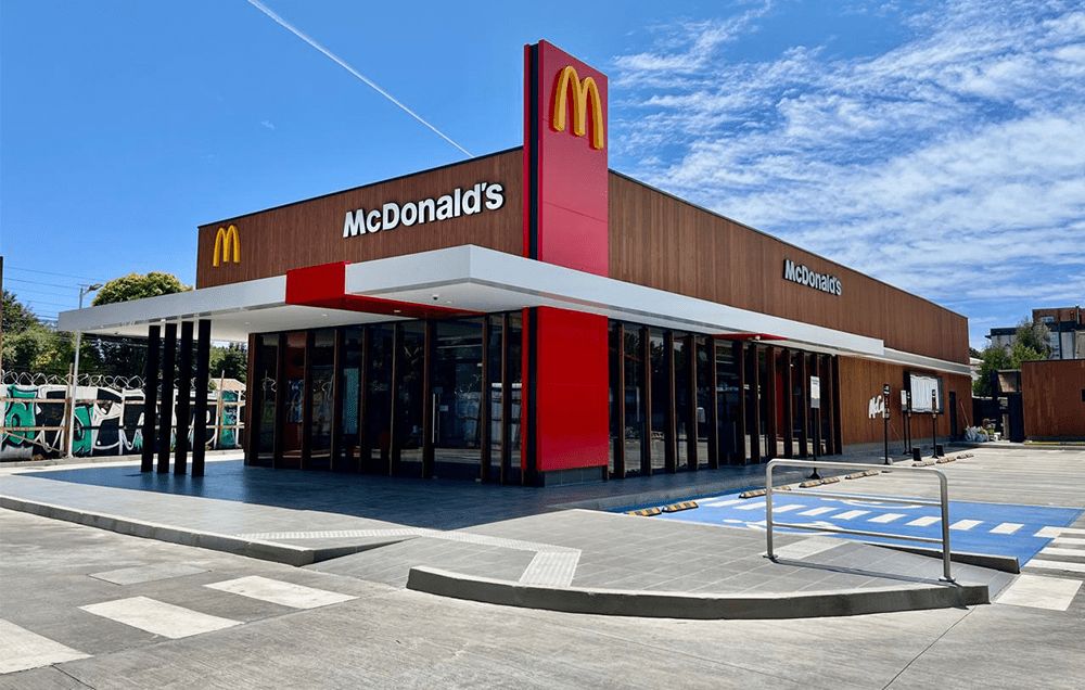 “McDonald's” 6 milyard dollar gəlir əldə etdi