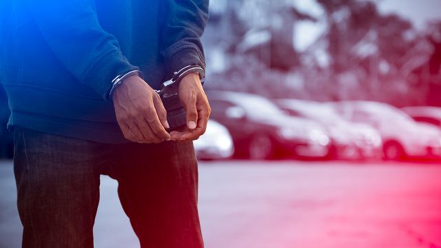 İstanbulda baş verən silahlı hücumlarla bağlı on üç şübhəli həbs edilib
