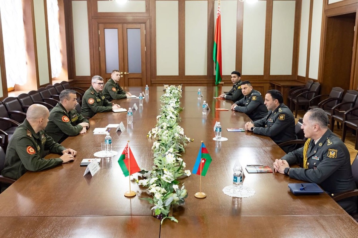 Azərbaycan və Belarus hərbi informasiya nümayəndələrinin işçi görüşü keçirilib