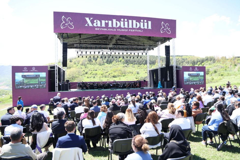 Şuşada “Xarıbülbül” IX Beynəlxalq Musiqi Festivalı başlayıb - FOTO