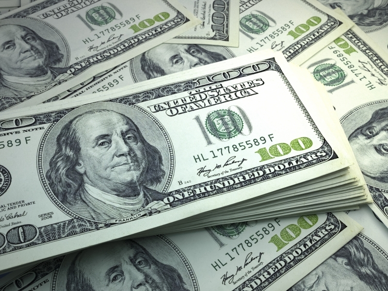 Dollar qlobal valyutalara qarşı möhkəmlənir