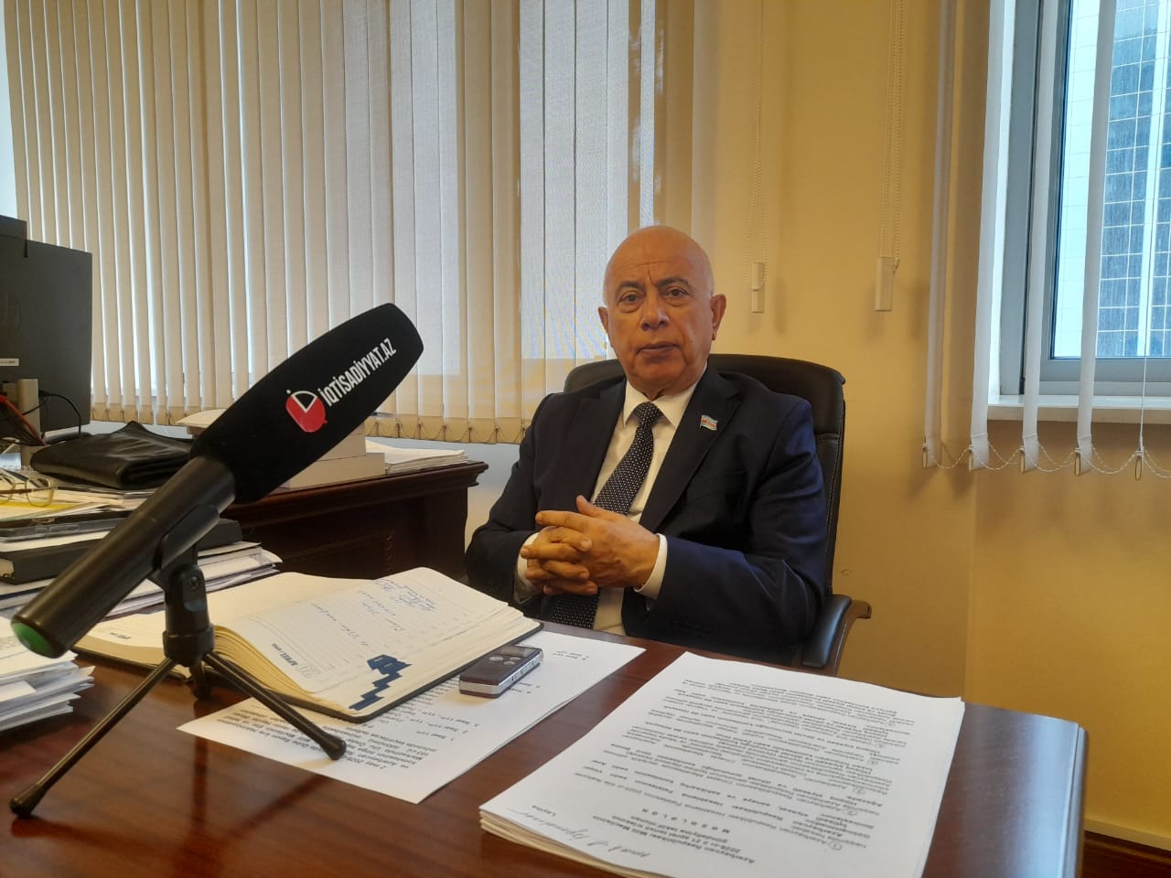 Komitə sədri: “Məktəbdə müəllim tələbləri ödəməyəndə repititorluq fəaliyyəti güclənir” - MÜSAHİBƏ
