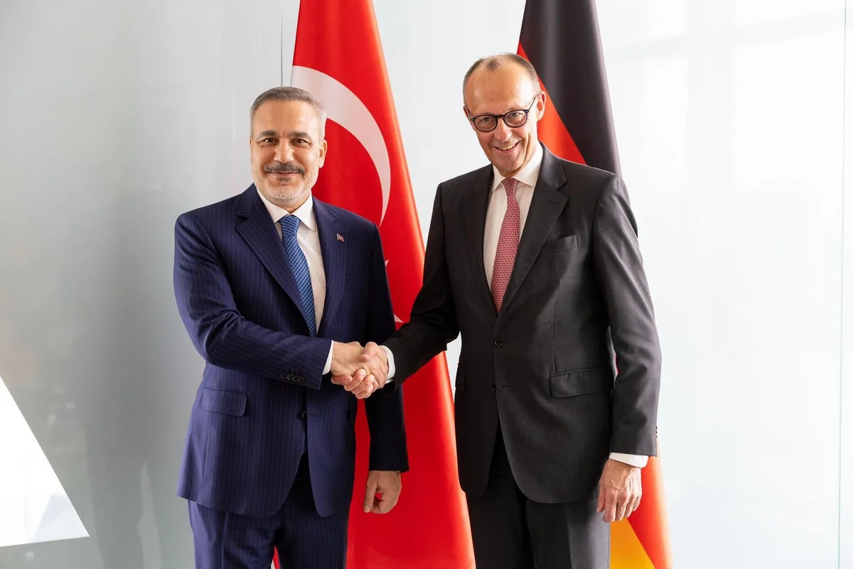 Hakan Fidan Almaniya Kansleri ilə görüşüb