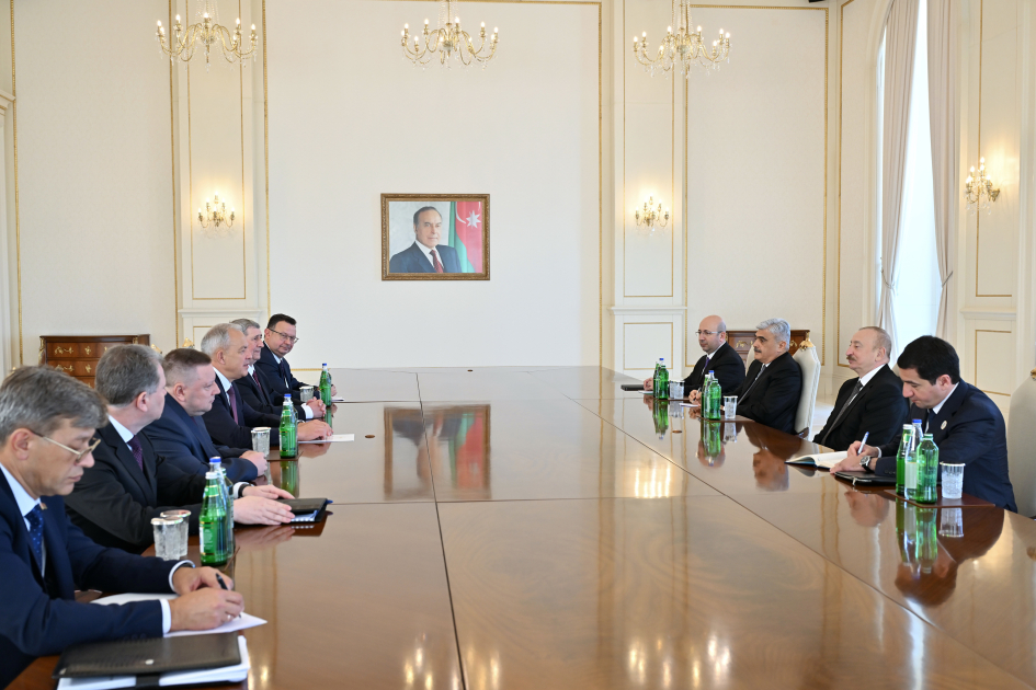  İlham Əliyev Belarus Milli Assambleyası Nümayəndələr Palatasının sədrini qəbul edib