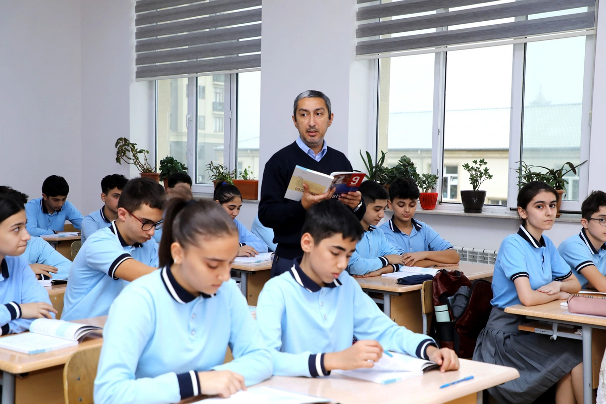 Şagirdlərin elektron yerdəyişməsi müvəqqəti dayandırılacaq