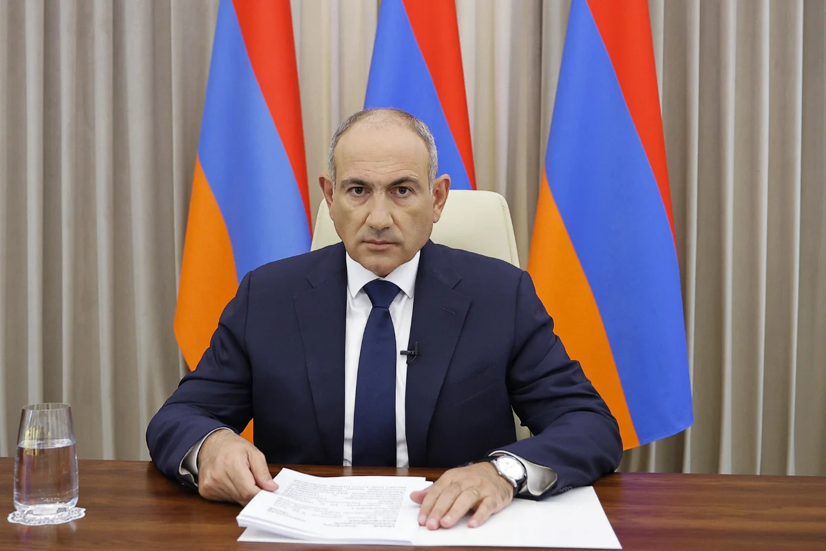 Paşinyan deputatlığa namizədi dövlətə xəyanətdə ittiham edib