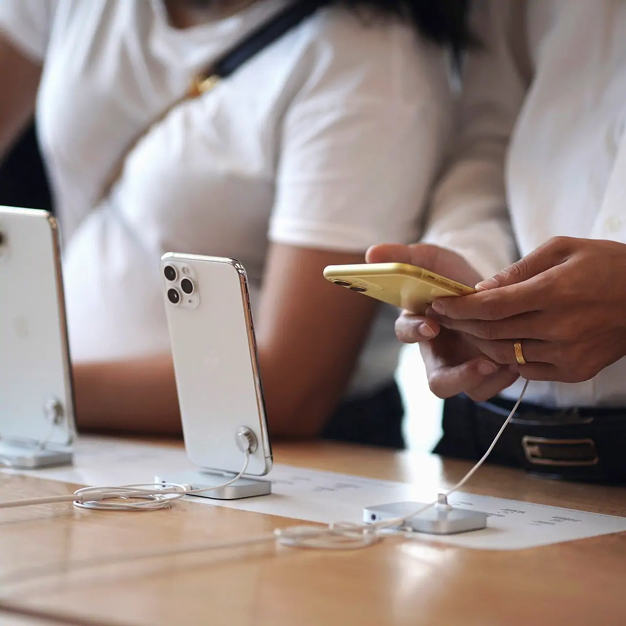 "iPhone 11" bu payızdan iOS 27 yeniləməsini almayacaq