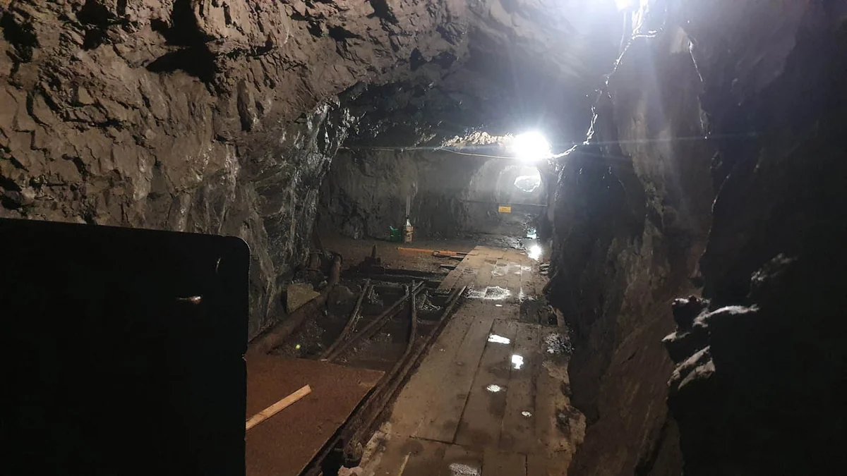 Anqolada qızıl mədənində torpaq sürüşməsi zamanı azı 28 nəfər ölüb