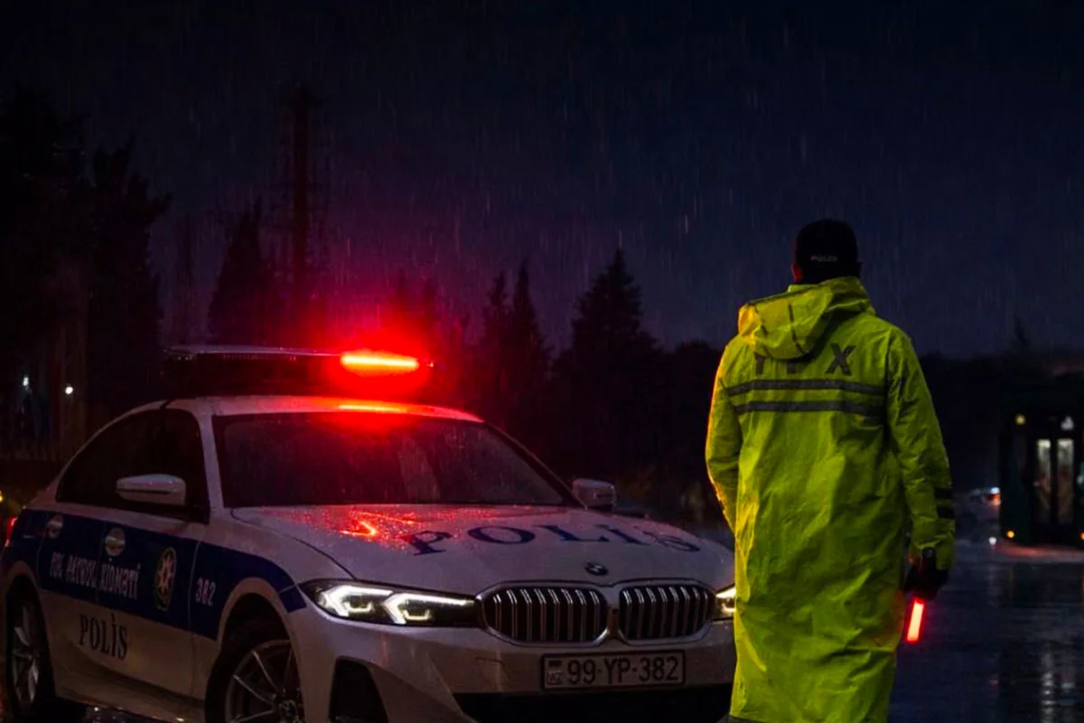 DYP sürücüləri yağışlı havada ehtiyatlı olmağa çağırıb
