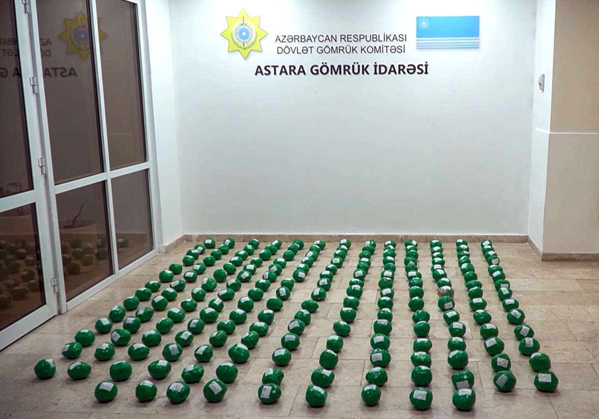 İrandan "kahı"nın içində 22 kq narkotik keçirilməsinin qarşısı alınıb - FOTO