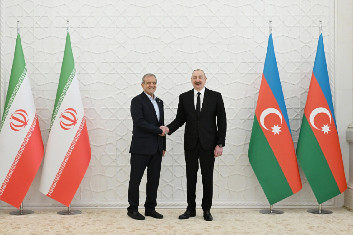 Məsud Pezeşkian Azərbaycan Prezidentini təbrik edib