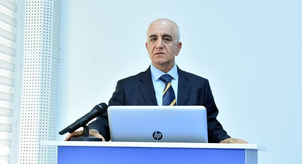 Rektor özünə yeni müşavir təyin etdi - FOTO
