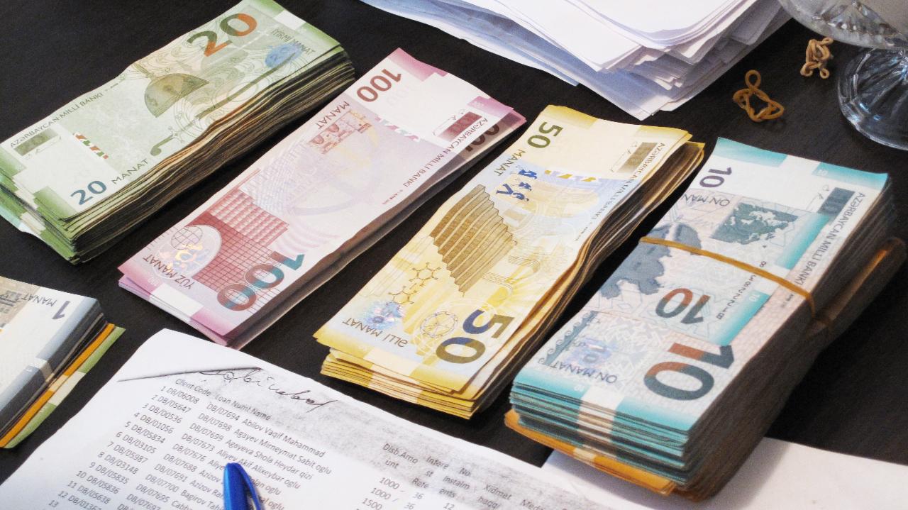 Bu il dövlət büdcəsinin gəlirləri 16,4 mlrd. manata çatıb