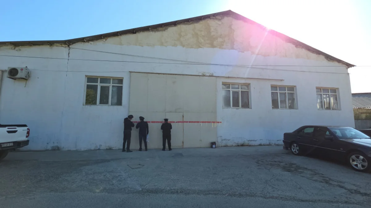 Bakıda mebel sexinin fəaliyyəti dayandırılıb - FOTO