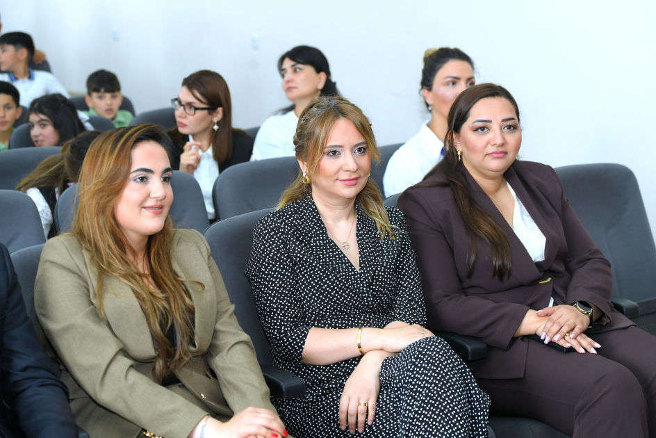 Xankəndidə AZƏRTAC-ın Uşaq Bilik Portalının təqdimatı olub - FOTO - Foto 7