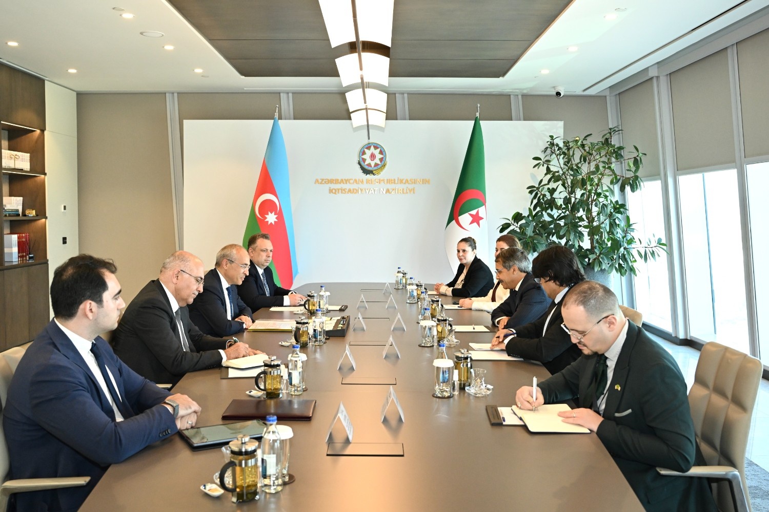 Azərbaycan və Əlcəzair iqtisadi əməkdaşlığın genişləndirilməsi imkanlarını dəyərləndirib 