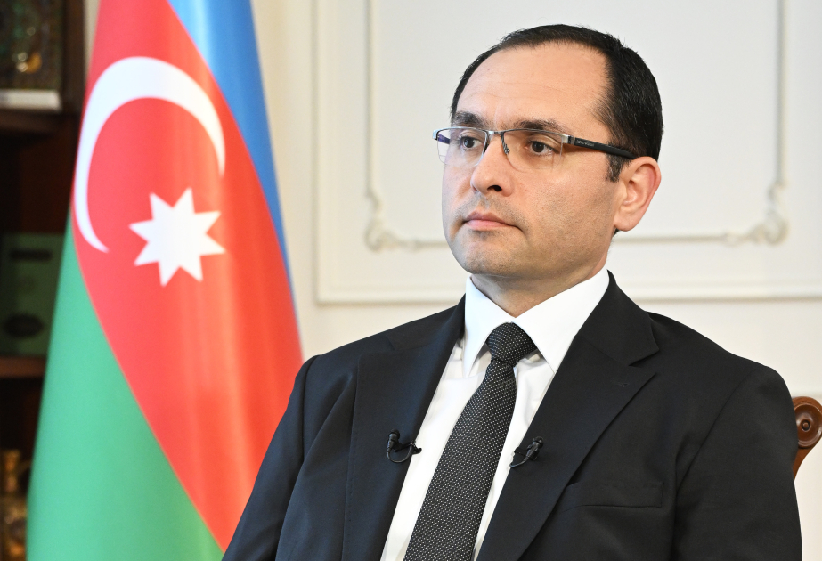 Nazir: Aqrar sahəyə yatırılacaq investisiyanın 3,7 milyard manatı özəl sektorun, 2,2 milyard manatı isə dövlətin payına düşür