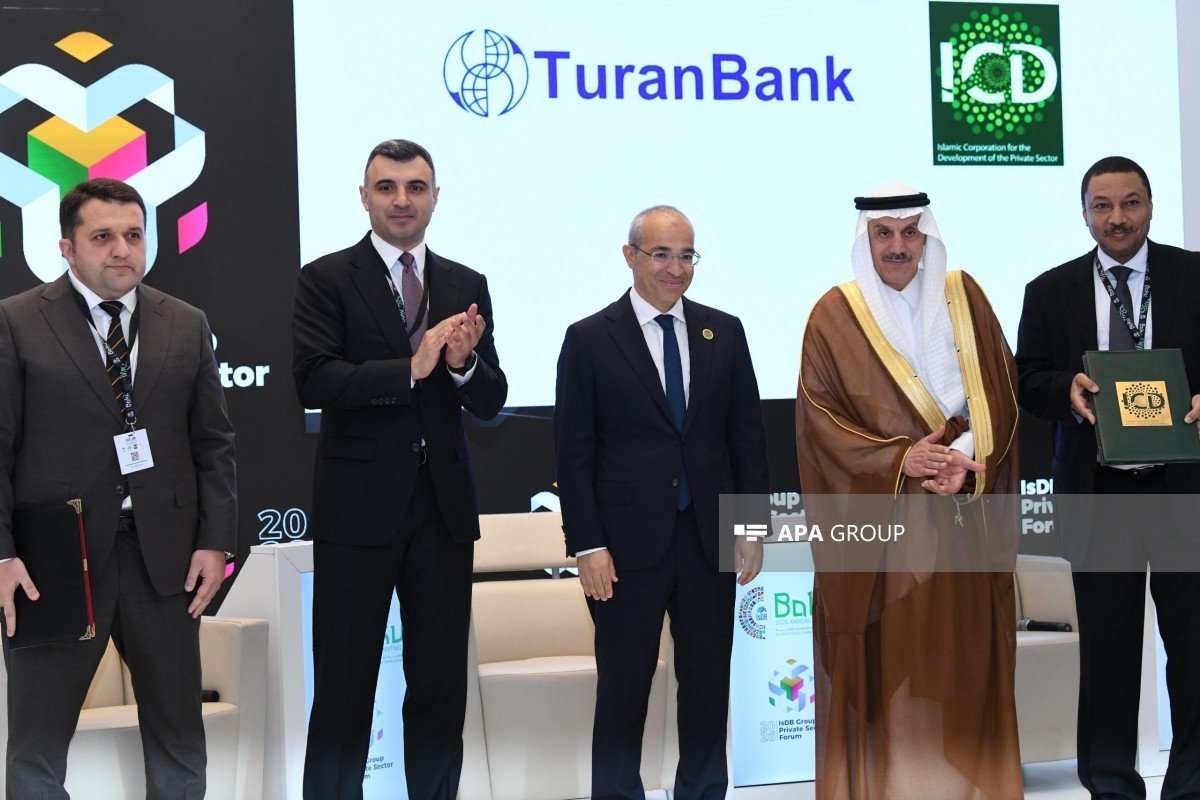 ICD və Azərbaycandan olan tərəfdaşlar arasında 295 milyon dollarlıq sənədlər imzalanıb - FOTO - Foto 5