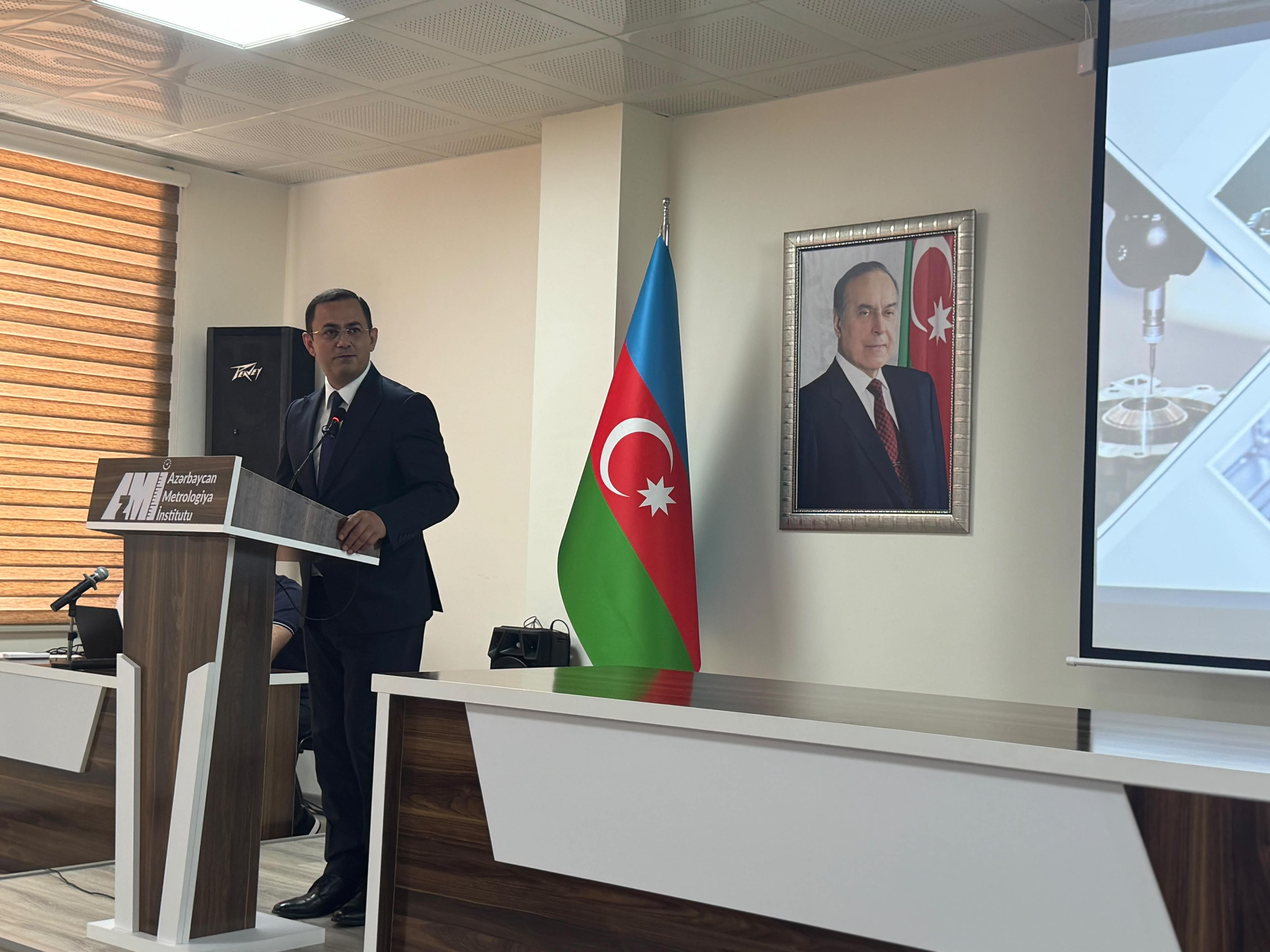 AzMİ-də media nümayəndələri üçün maarifləndirici təlim və mediatur təşkil olunub - FOTO