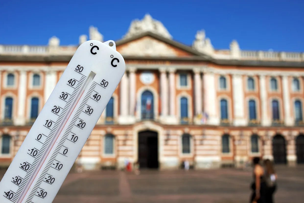 Fransada temperatur 40 dərəcəyə çata bilər