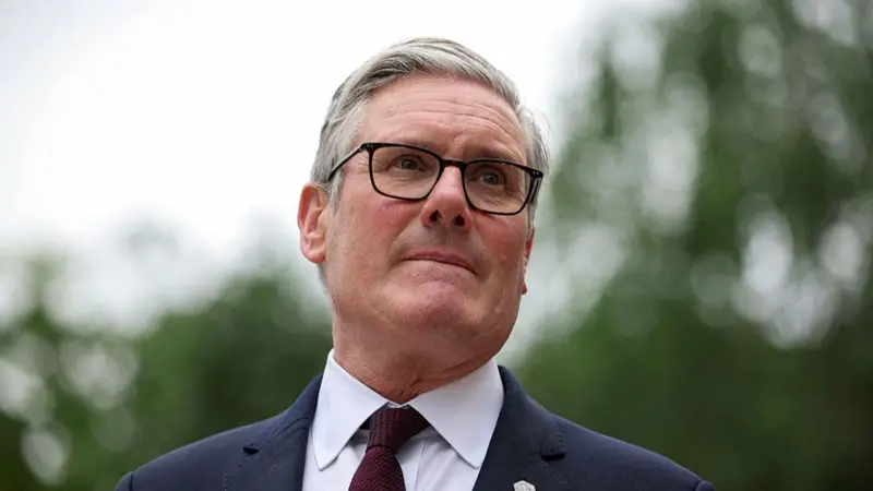 Starmer vəzifədən gedəcəyi tarixi açıqlayacaq
