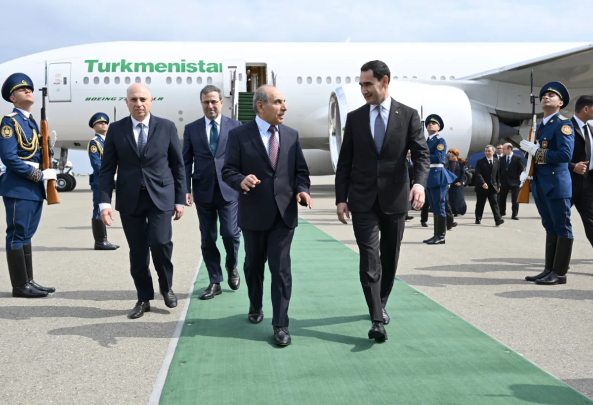 Türkmənistan Prezidenti Azərbaycana səfərə gəlib
