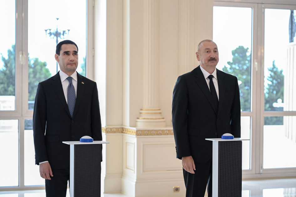 Azərbaycan və Türkmənistan prezidentlərinin iştirakı ilə “Dostlug” tankerinin onlayn formatda hədiyyə olunması mərasimi keçirilib