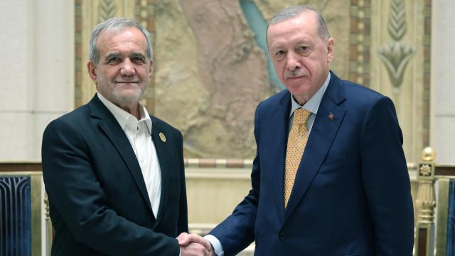 Ərdoğan ilə Pezeşkian ABŞ-İran razılaşmasını müzakirə ediblər