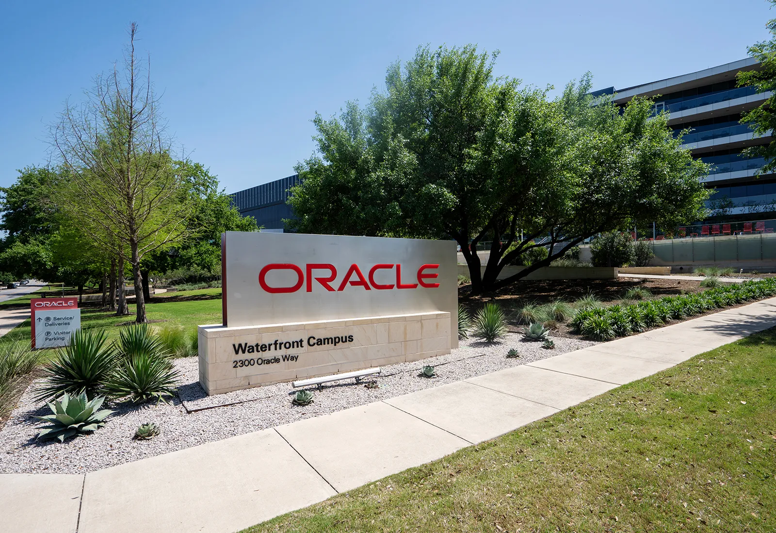 "Oracle" süni intellekt sayəsində bir ildə 21 min işçisini ixtisar elədi