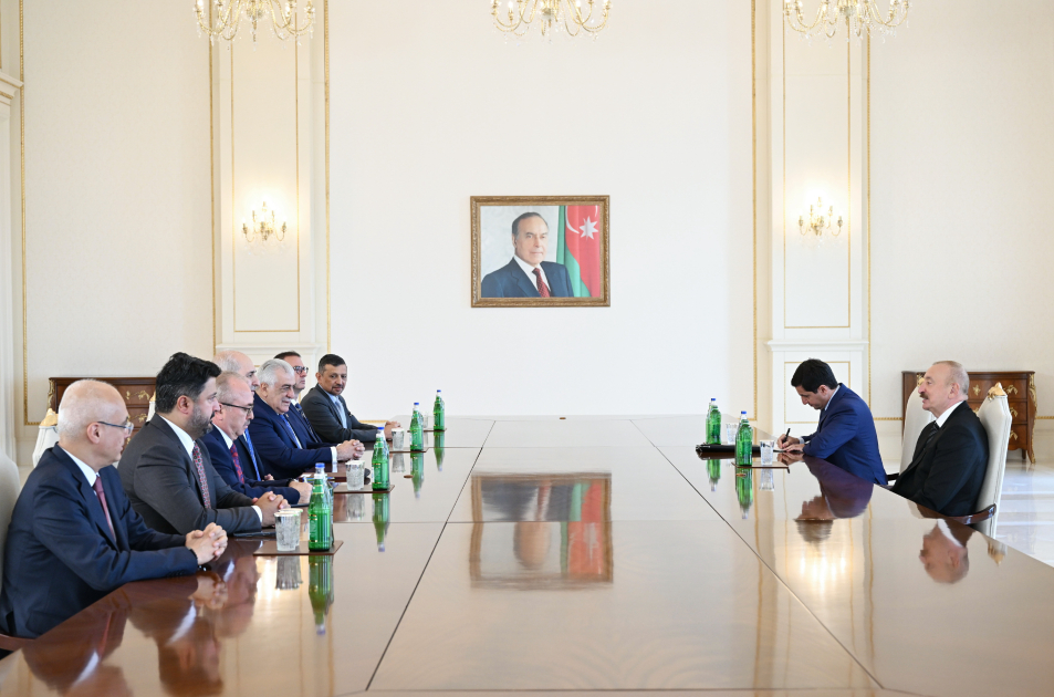 İlham Əliyev Türkiyə Böyük Millət Məclisinin sədrini qəbul edib