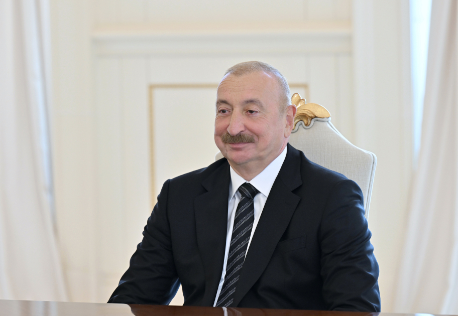 İlham Əliyev İran İslam Şurası Məclisinin sədrinin başçılıq etdiyi nümayəndə heyətini qəbul edib - Foto 4