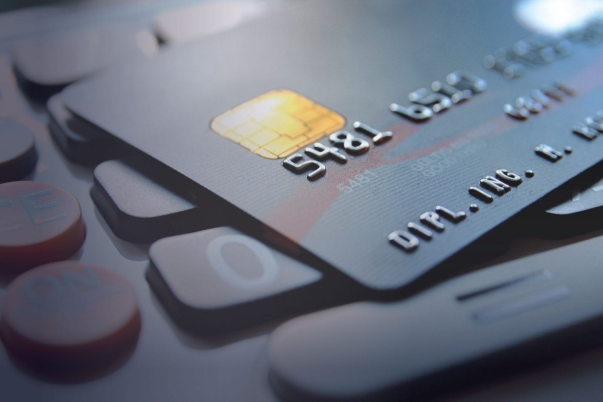 Azərbaycanda ödəniş kartlarının sayı 12% artıb