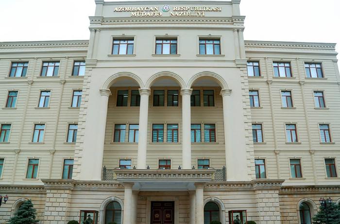 Müdafiə Nazirliyinin 5 hərbçisinə “general-mayor” ali hərbi rütbəsi verilib