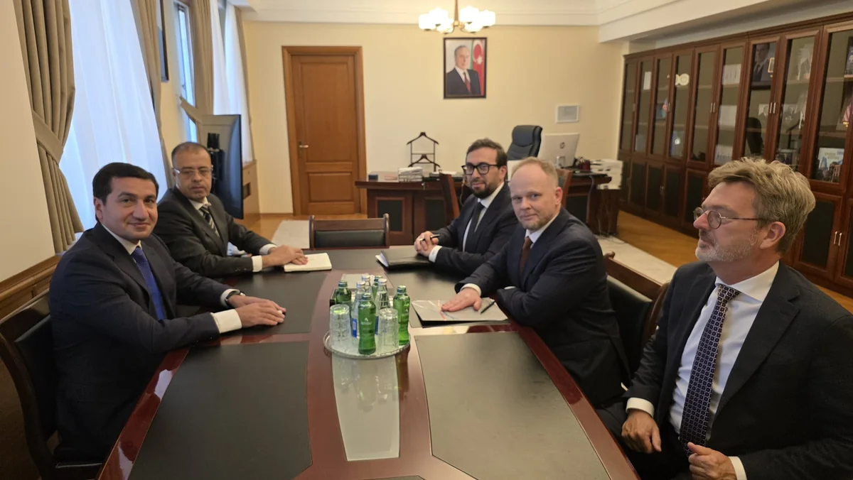 Hikmət Hacıyev: Azərbaycan NATO-nun etibarlı tərəfdaşıdır