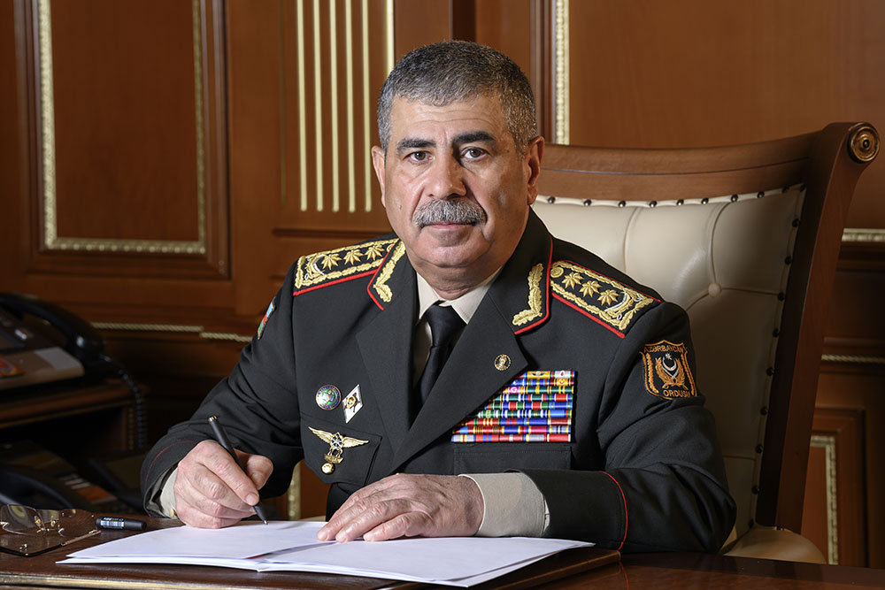 Zakir Həsənov Silahlı Qüvvələr Günü münasibətilə Azərbaycan Ordusunu təbrik edib