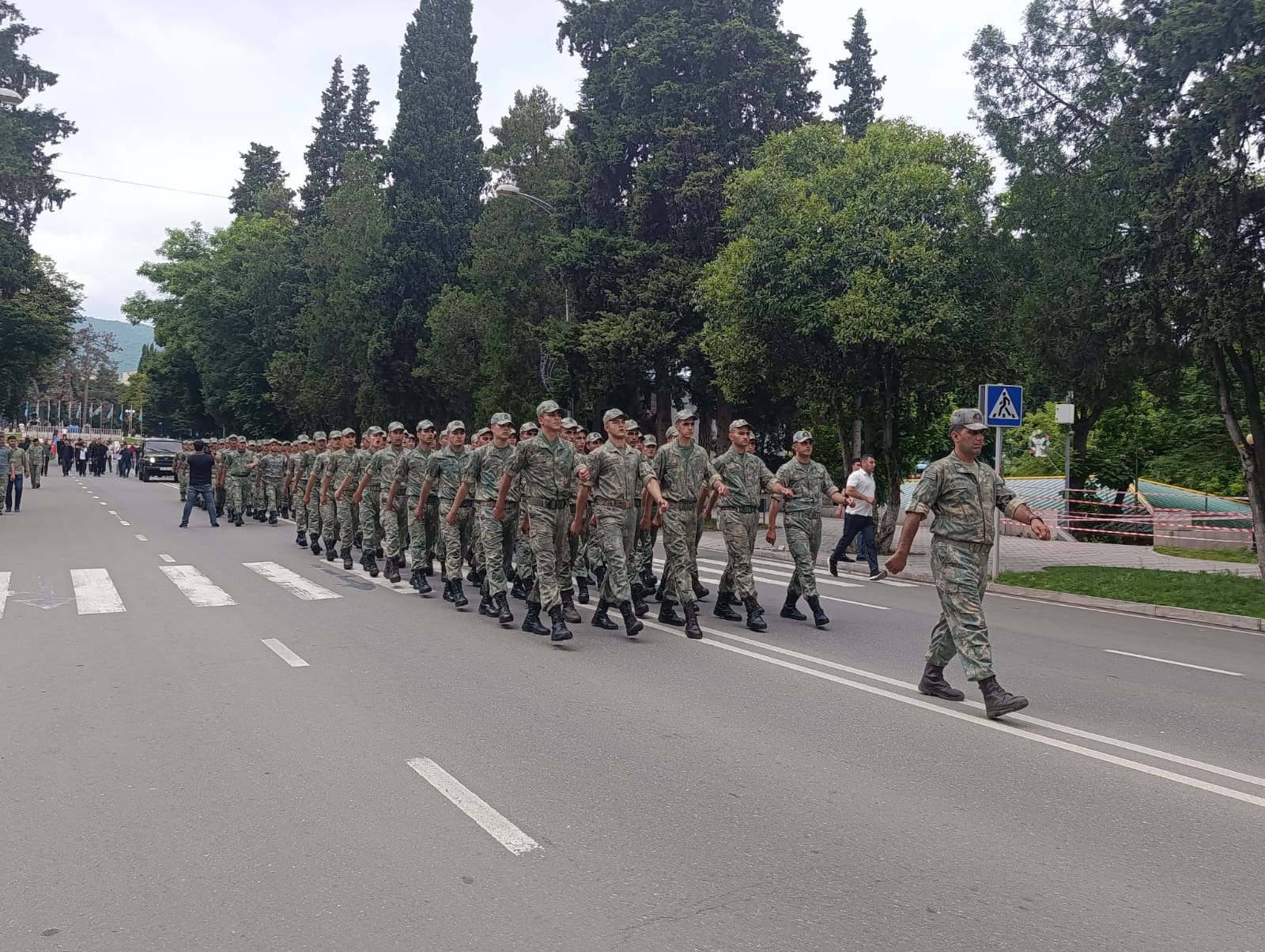 Xankəndidə Silahlı Qüvvələrin 108-ci ildönümü ilə əlaqədar hərbi yürüş keçirilib - FOTO - YENİLƏNİB 