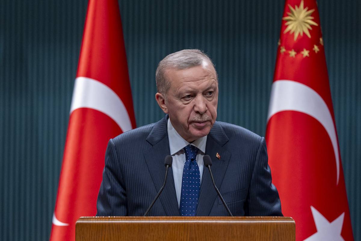 Ərdoğan: NATO-nun çəkindirici rolunu və həmrəyliyini gücləndirməsi vacibdir
