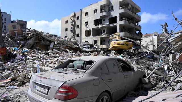 Livan: İsrailin hücumları nəticəsində ölənlərin sayı 4 298-ə çatıb