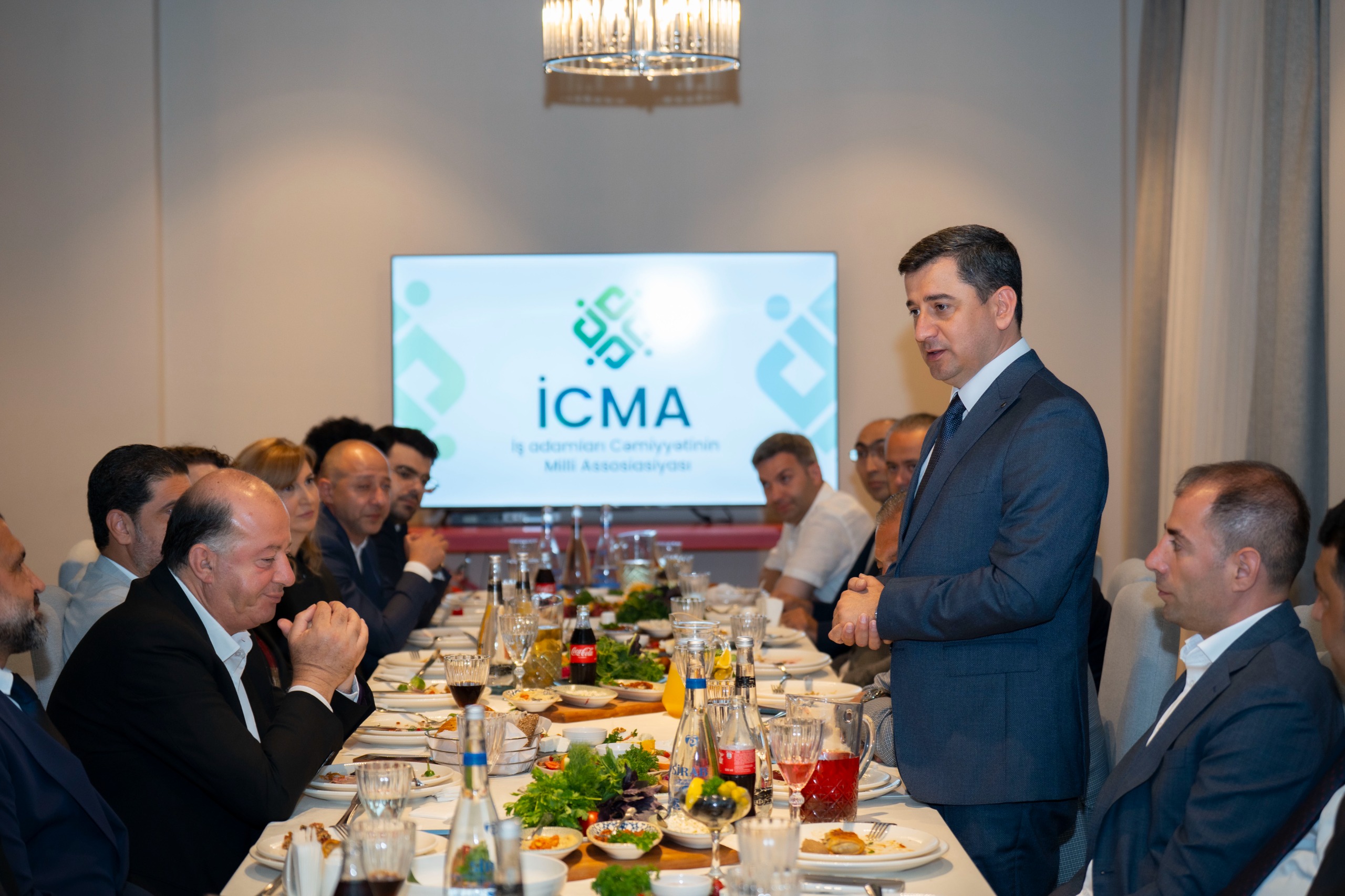 İCMA və “Marsol Group”un təşkilatçılığı ilə Şimali Kiprin səhiyyə naziri ilə görüş keçirilib - FOTO - Foto 7