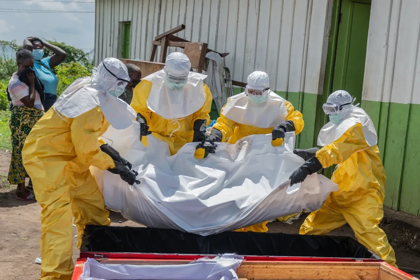 Konqoda Ebola virusundan ölənlərin sayı 500-ü ötüb