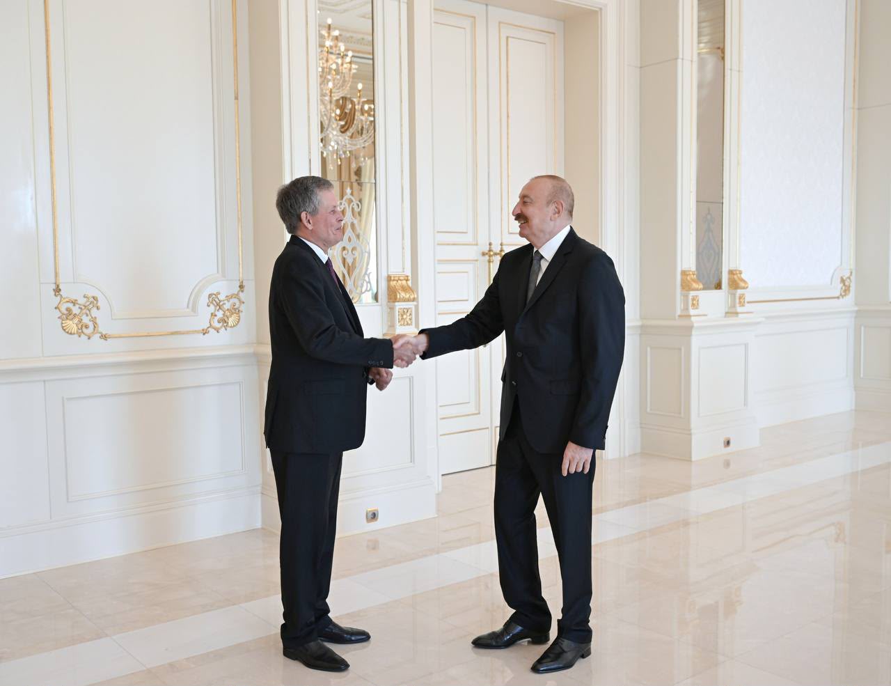 İlham Əliyev ABŞ Senatının Xarici Əlaqələr Komitəsinin üzvünü qəbul edib