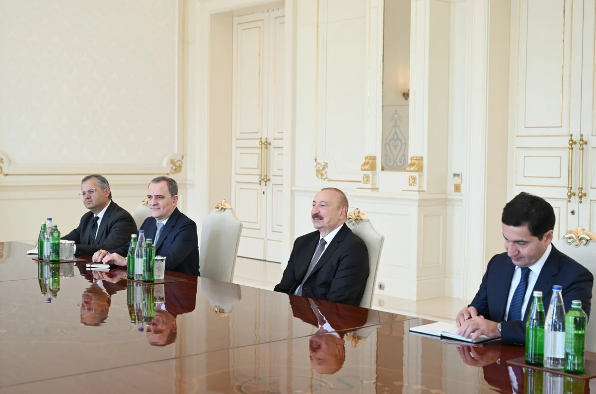 İlham Əliyev ABŞ Senatının Xarici Əlaqələr Komitəsinin üzvünü qəbul edib - Foto 5