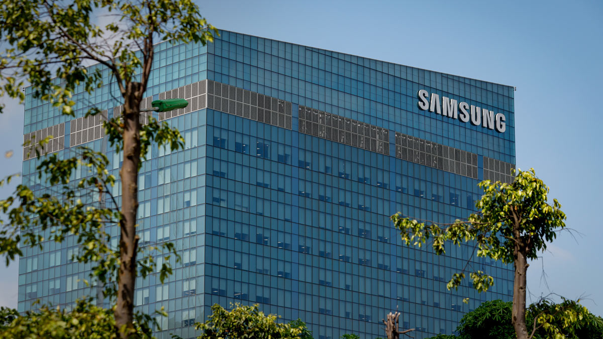 "Samsung"un mənfəəti rekord səviyyəyə çatdı