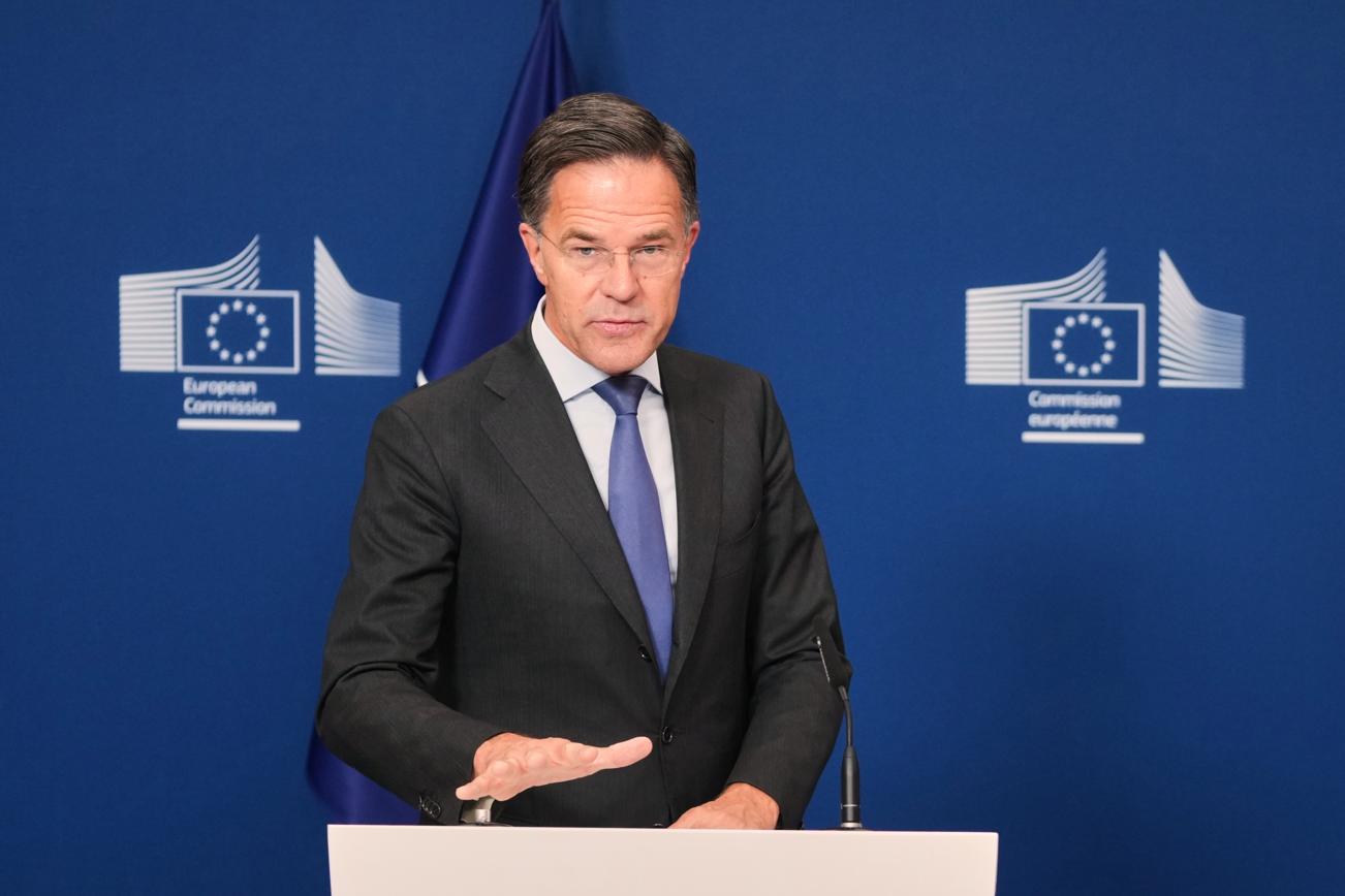 Rutte: NATO ölkələri dronlara və əks tədbirlərə 40 milyard dollar xərcləyəcək