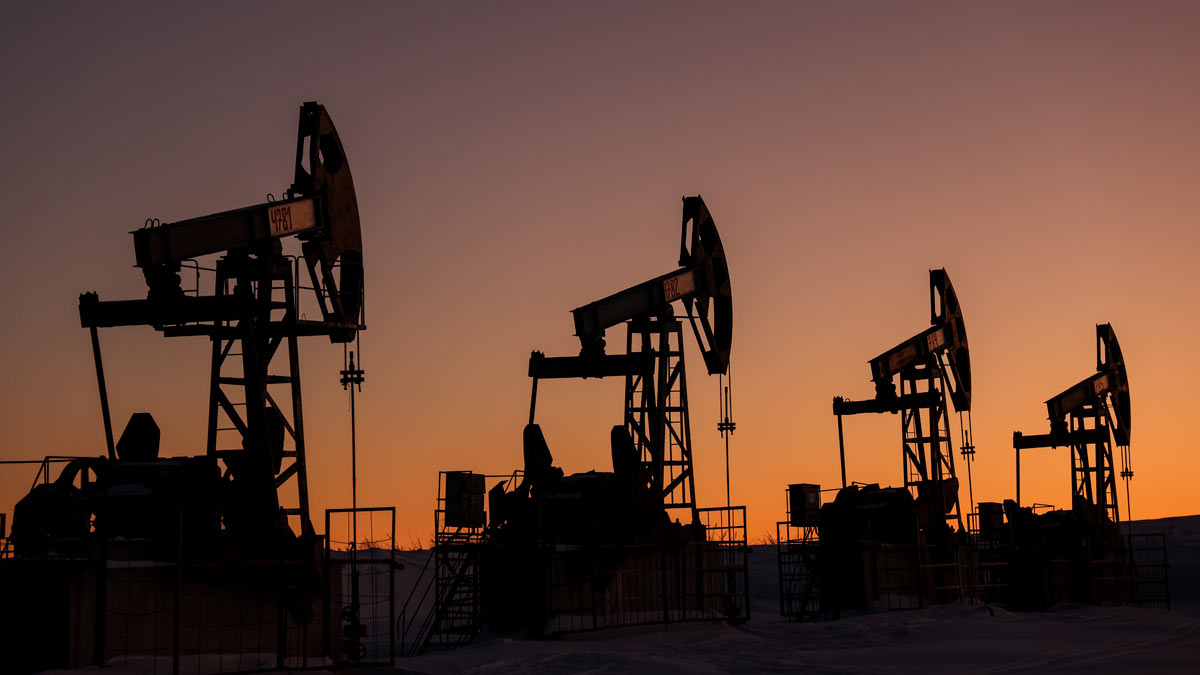 "Brent" neftinin qiymət proqnozu azaldıldı